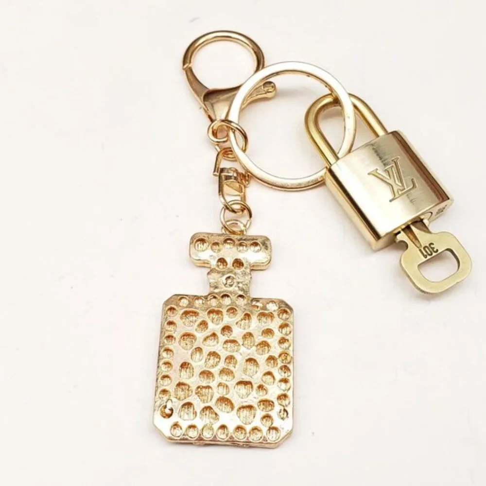 Authentic Louis Vuitton Gold Lock 🔒 Keychain Bag Unbranded N5 Bottle Charm LV